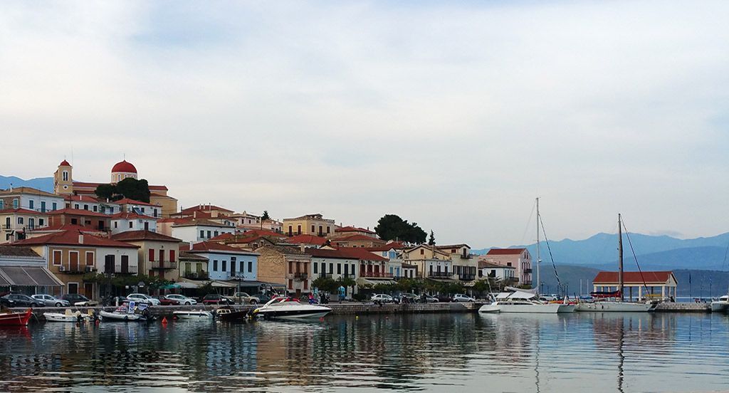 galaxidi port